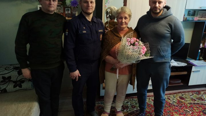 Жительница из Ленобласти подарила деньги в помощь участникам СВО