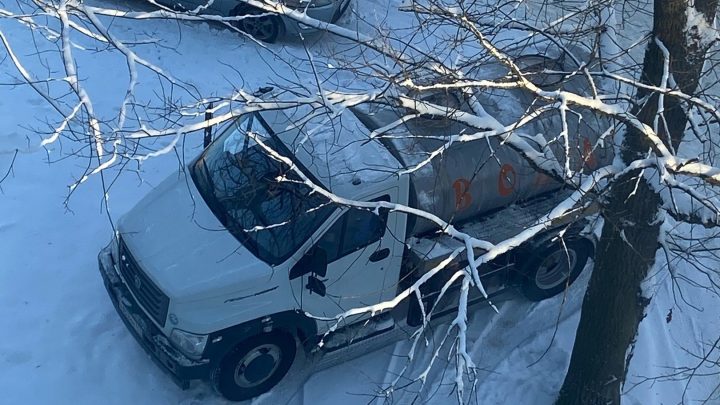 Зима в Кингисеппе проходит под аккомпанемент затопленных подвалов и проблем с давлением воды